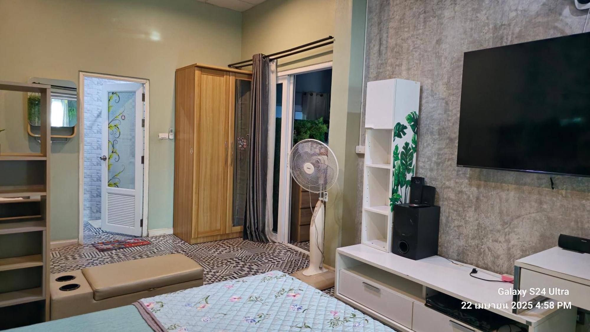Merit Courtyard Suvarnaphumi House Bangkok Exterior photo